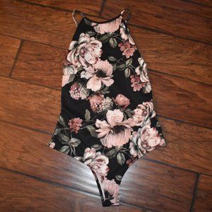 NWT! Windsor Floral bodysuit w/open lace back <3